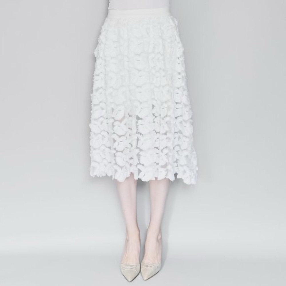 NWT Maje Jardin Rosette Applique Skirt in White